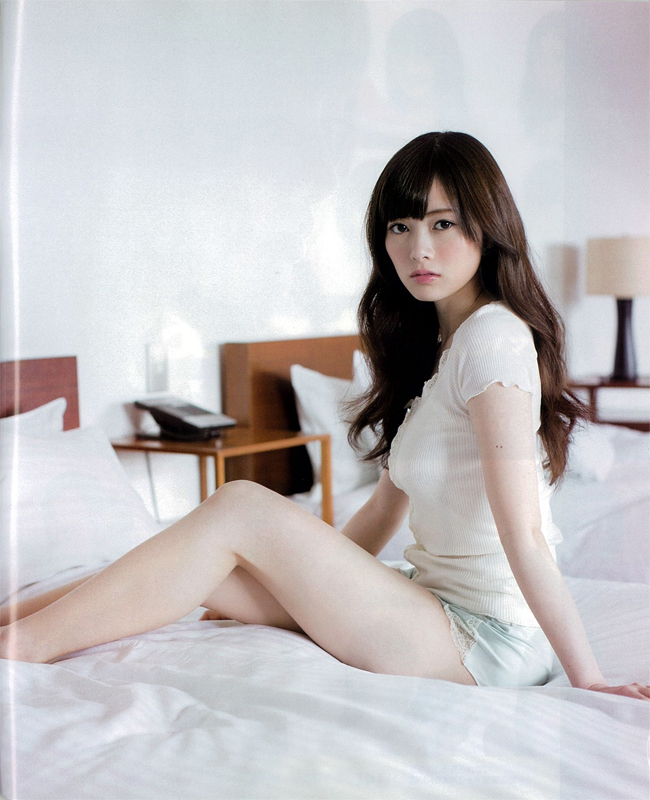 Cô là một trong những thành viên nổi bật nhất của nhóm nhạc nữ Nogizaka46.