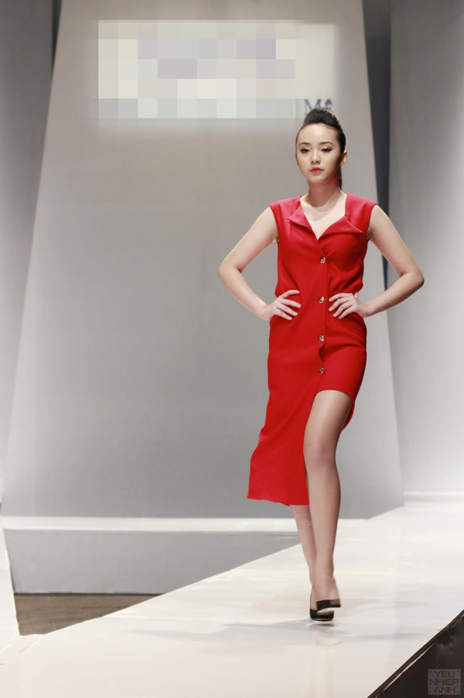 Tuy nhiên, sau một khoảng thời gian &#34;phủ sóng&#34; sàn catwalk, Bảo Trân tạm dừng các hoạt động showbiz để tập trung việc học.