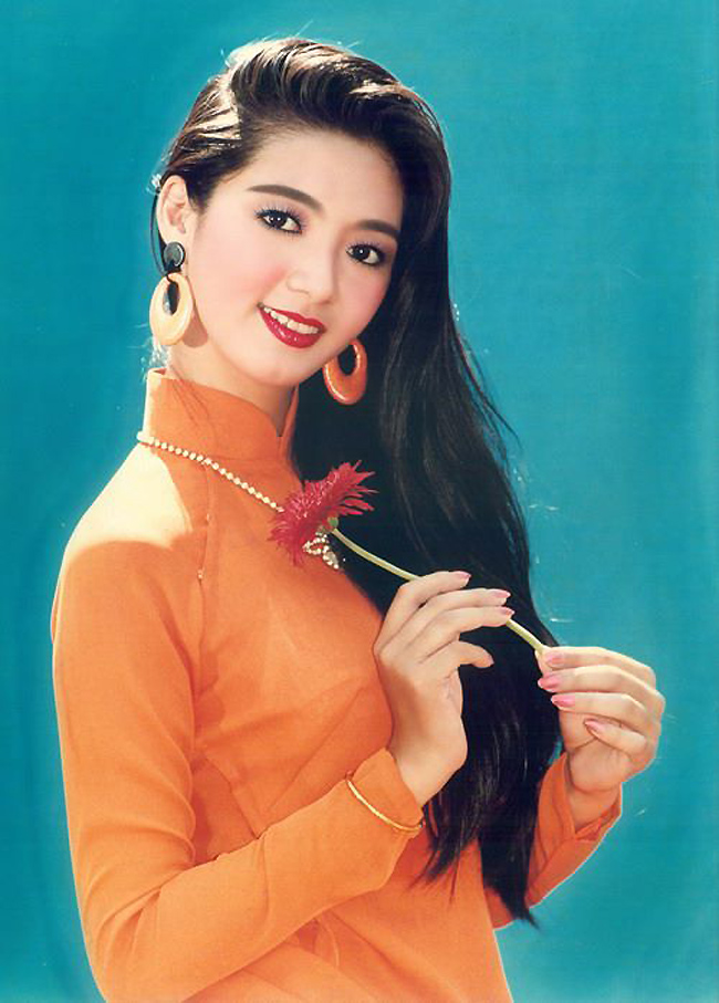 Thanh Xuân đoạt giải Hoa hậu Điện ảnh năm 1992. Trong những năm đầu của thập niên 90, cùng với Việt Trinh, Diễm Hương, cô được mệnh danh là một trong các &#34;nữ hoàng ảnh lịch&#34;.