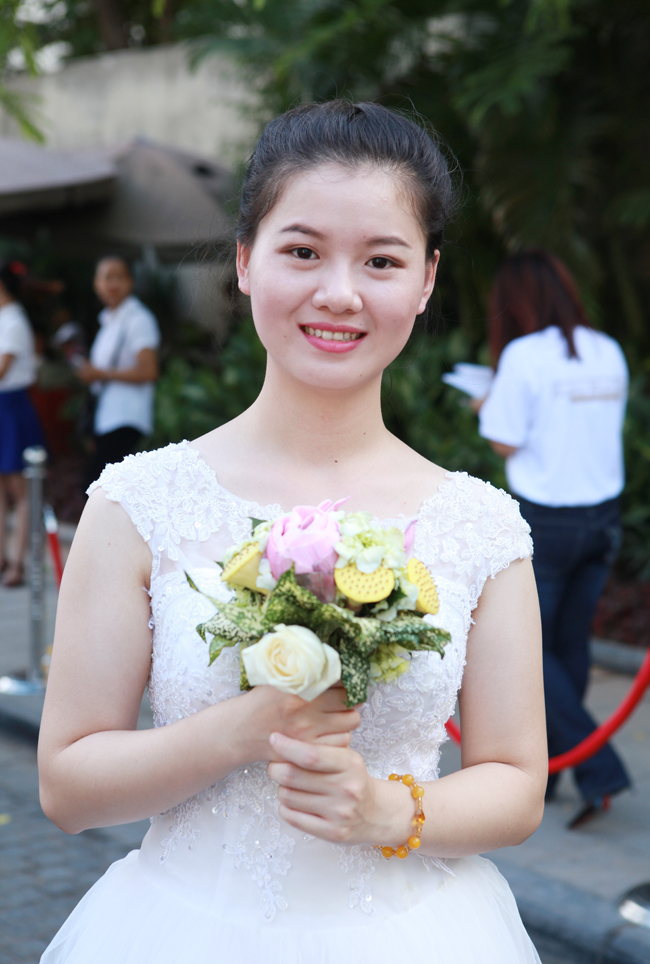 Vẻ đẹp trong sáng của cô dâu Nguyễn Thị Thúy Quỳnh