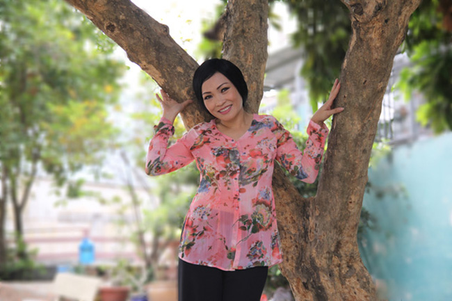 Ca sĩ Phương Thanh chia sẻ, cô&nbsp;thích diện áo bà ba.