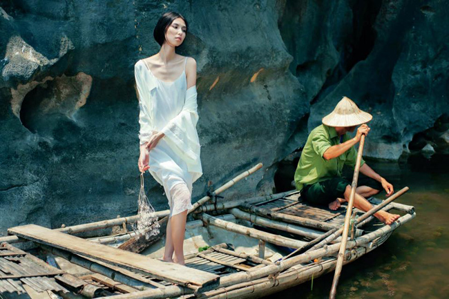 Thùy Dương cao 1m73 nhưng chỉ nặng 42kg. Cô được mệnh danh là &#34;Kate Moss Việt Nam&#34;.&nbsp;