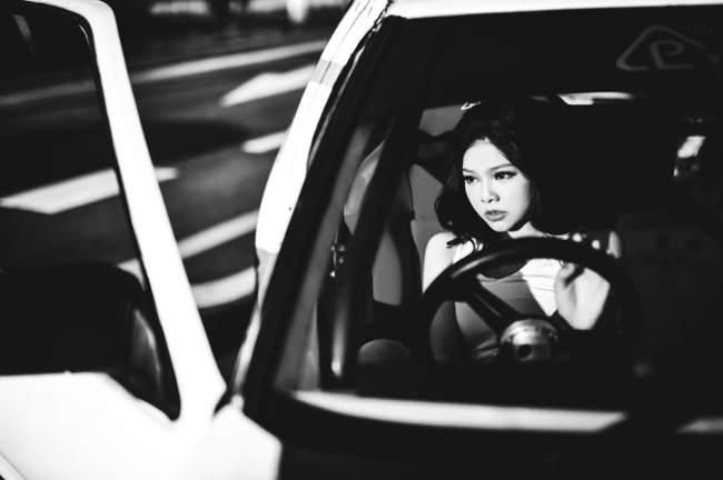 Đôi môi chín mọng của người đẹp thực sự hớp hồn cánh mày râu