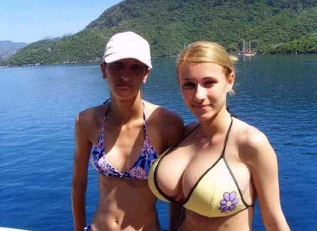 Có gì nghiêm trọng đâu mà buồn vậy cô em?