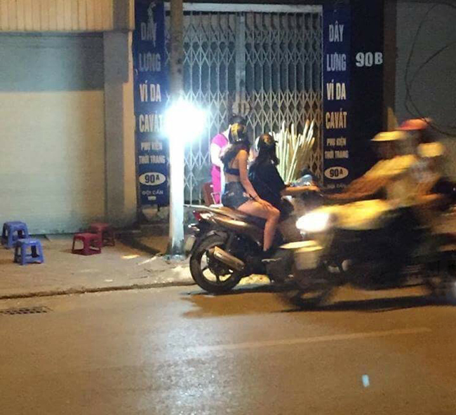 Mặc càng thoáng thì càng mát.