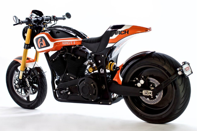 Xe có trọng lượng 538 pounds &#40;244 kg&#41;, nặng hơn Ducati xDiavel S nhưng lại nhẹ hơn Harley-Davidson V-Rod.