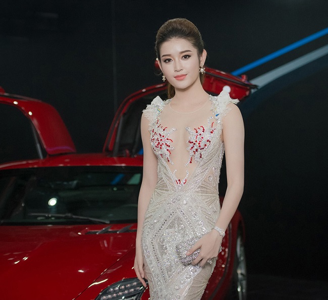 Á hậu&nbsp;Huyền My tích cực góp mặt trong các sự kiện giải trí lớn nhỏ, và nhận được nhiều sự mến mộ từ khán giả.&nbsp;
