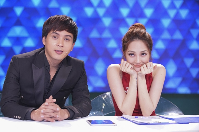 Dù chưa hợp tác cùng nhau trong các sản phẩm âm nhạc song Hồ Quang Hiếu và Bảo Anh lại thường song hành cùng nhau trong các gameshow truyền hình. Mới đây nhất, cặp đôi tham gia chương trình “Ca sĩ giấu mặt” do danh hài Trường Giang làm MC. Trước đó, cả hai làm khách mời trong “Người bí ẩn”.
