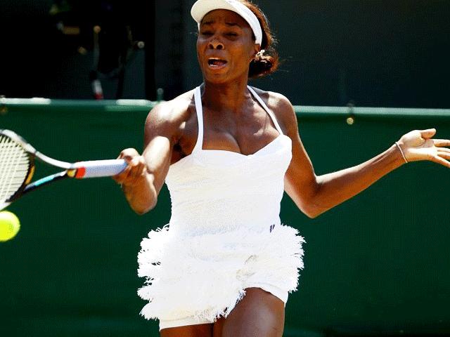 Venus, Serena Williams mặc khó hiểu nhất Wimbledon