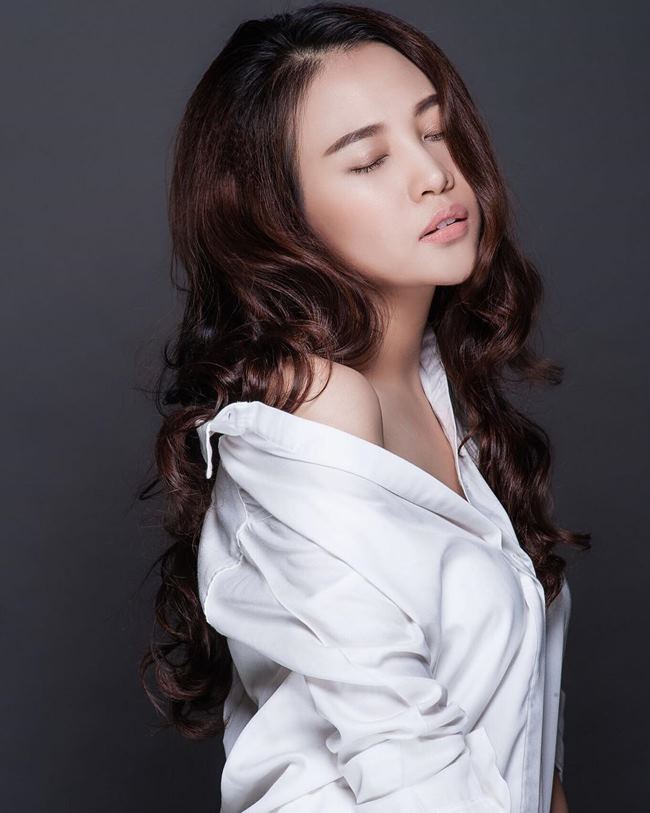 Thu Trang sở hữu chiều cao nổi trội 1m76, cô&nbsp;thường xuyên xuất hiện trong các bộ ảnh&nbsp;thời trang.