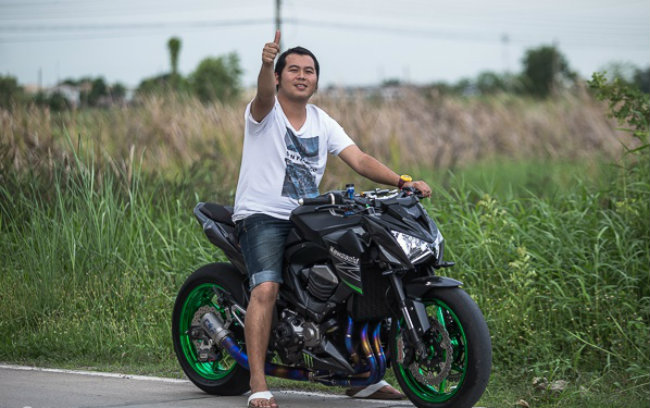 Xe thực sự tôn thêm vẻ &#34;hùng dũng&#34; của cánh mày râu.
