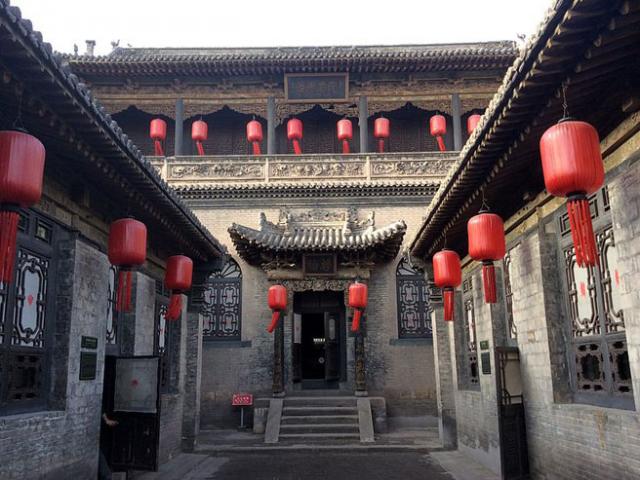 Đến cổ trấn Bình Dao, thăm biệt phủ của gia tộc từng giàu có nhất nhì TQ