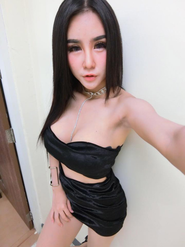 Mọi đường nét trên gương mặt đều sắc nét.&nbsp;