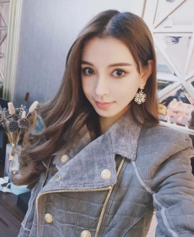 Cô gái Đài Loan "đập toàn mặt xây lại" để giống hệt Angela Baby - 4