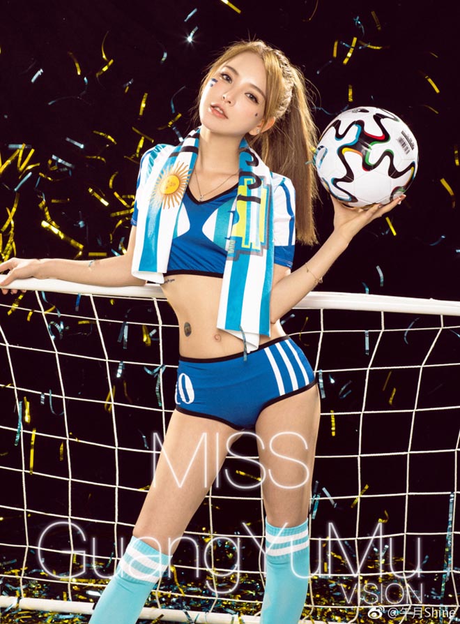 Cô gái Đài Loan "đập toàn mặt xây lại" để giống hệt Angela Baby - 5