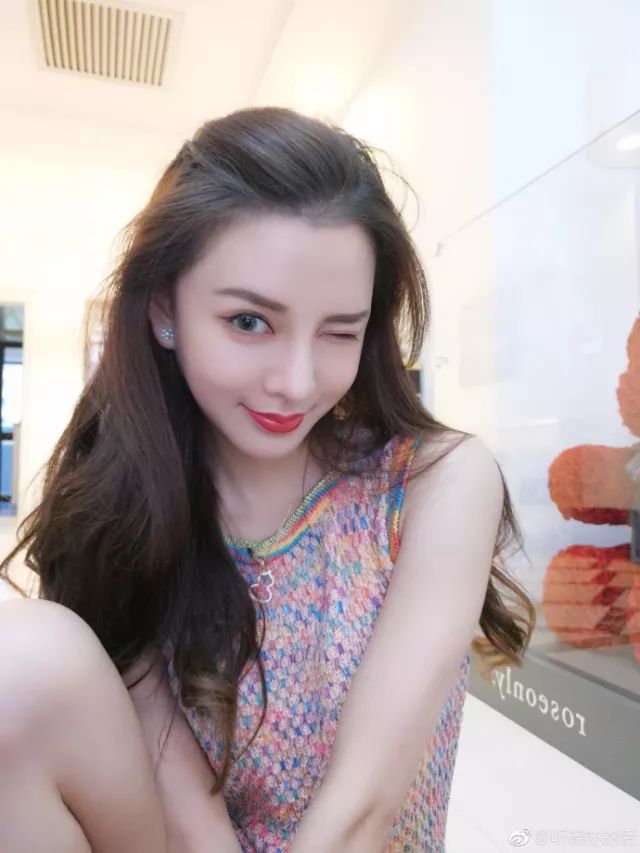 Cô gái Đài Loan "đập toàn mặt xây lại" để giống hệt Angela Baby - 8