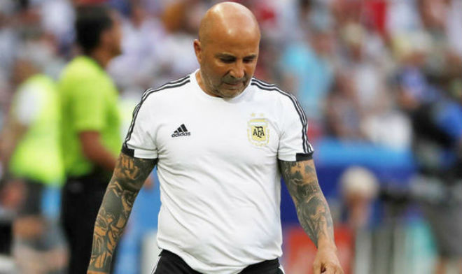 Argentina - Messi loại sớm: Huyền thoại giải nghệ, Sampaoli có từ chức? - 2
