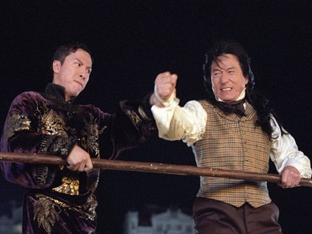 Cân khối biệt thự, siêu xe hàng triệu USD của Chân Tử Đan - Thành Long - 1