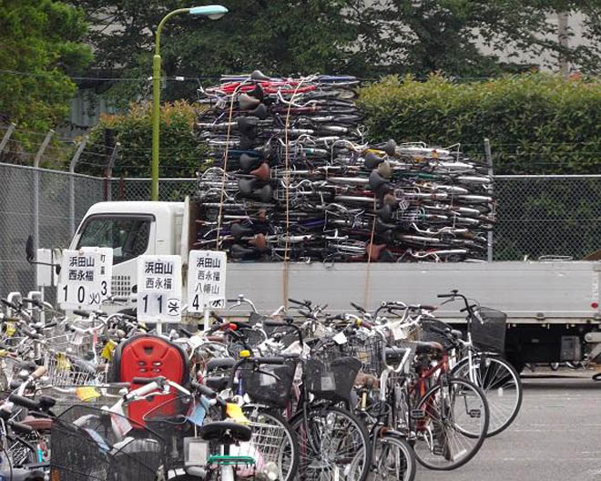  Xe đạp Nhật bãi - hiểm họa từ phế thải