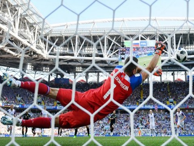 “Ảnh chế World Cup” và “Neymar” là những từ khóa “siêu hot” trên Google
