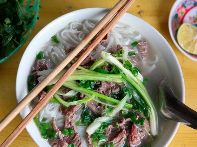 Ẩm thực - Phở Việt đứng đầu danh sách những món súp ngon nhất thế giới