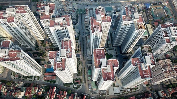 Bay trên 'rừng' cao ốc Hà Nội những ngày nắng nóng đỉnh điểm - 1