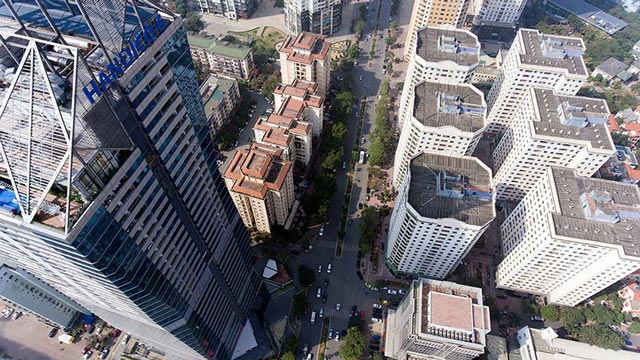 Bay trên 'rừng' cao ốc Hà Nội những ngày nắng nóng đỉnh điểm - 5