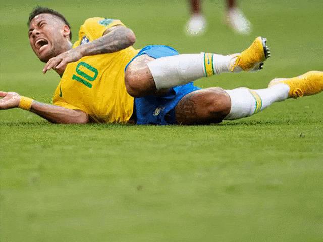 Video Clip Cười - Đã tìm ra đối thủ xứng tầm với "vua ăn vạ" World Cup 2018