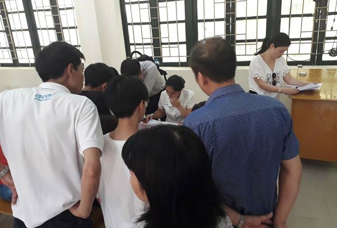 Chật vật suất học trường công, vì đâu? - 1