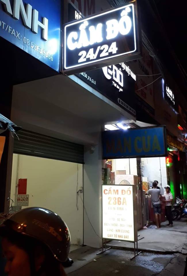 Chủ tiệm cầm đồ tiết lộ những khoản phụ phí đi kèm "lãi suất thấp" - 3