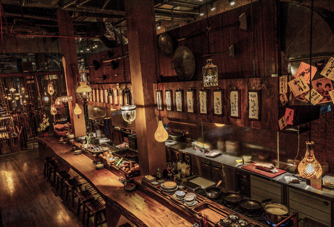 Trải nghiệm "ăn không điểm dừng" với nhà hàng nướng - nhậu kiểu Nhật đầu tiên tại Sài Gòn - 1