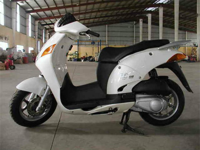 Honda @ gọi tên cho cả một thế hệ, lại đại bại trước SH - 3