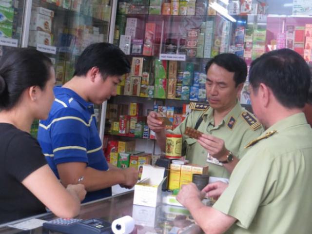 Thị trường - Tiêu dùng - Có “bảo kê” cho mỹ phẩm, thực phẩm chức năng kinh doanh online ?