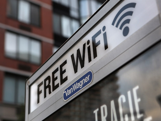 Bí kíp giúp bạn an toàn khi sử dụng Wi-Fi công cộng