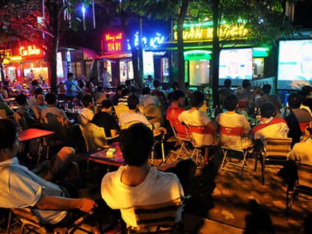 Tin tức trong ngày - Sóng ngầm mang tên “vay họ”, “bốc họ” mùa World Cup