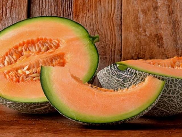 Ẩm thực - 13 lợi ích ít ngờ tới khi ăn dưa vàng mùa hè