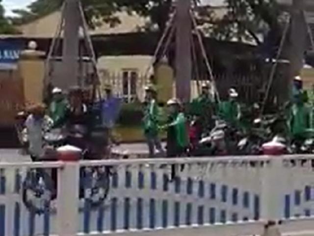 Pháp luật - Nhóm tài xế Grab và xe ôm truyền thống hỗn chiến kinh hoàng