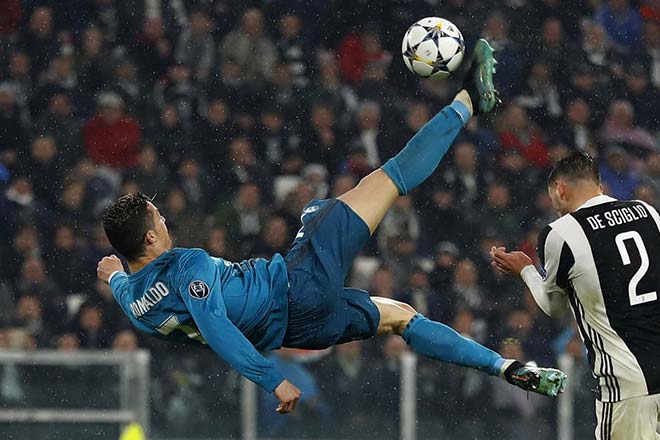 9 năm Ronaldo ở Real: Đến như một siêu sao, ra đi như một tượng đài - 10