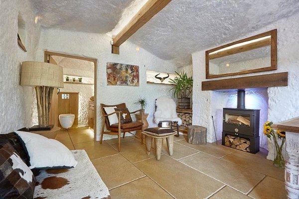 Mùa hè mà được trốn nóng trong 18 hang động đẹp như cổ tích thì còn gì bằng - 11