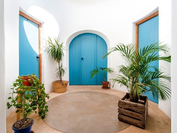 Mùa hè mà được trốn nóng trong 18 hang động đẹp như cổ tích thì còn gì bằng - 1