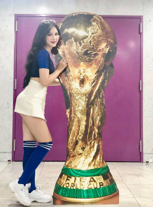 Đội tuyển Pháp xuất sắc lọt vào chung kết World Cup, Đặng Ngân là người phấn khích hơn cả.