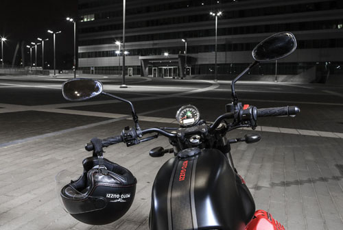 Lộ giá bán các biến thể Moto Guzzi V7 III 2018 tại Đông Nam Á - 5
