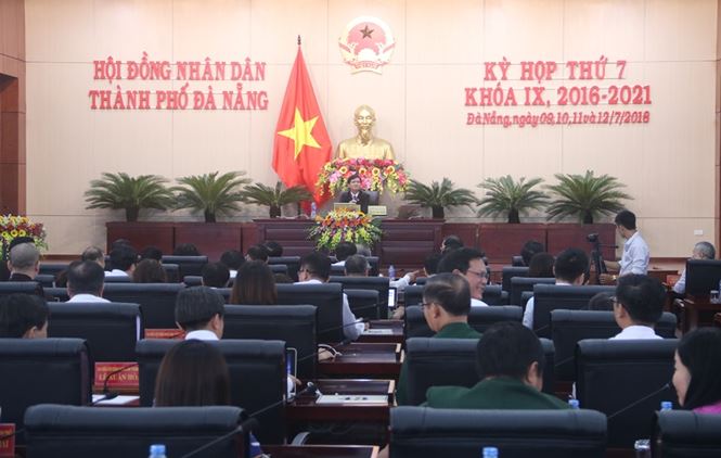 Cán bộ Đà Nẵng &#34;nhường ghế&#34; được nhận tối đa 200 triệu - 2