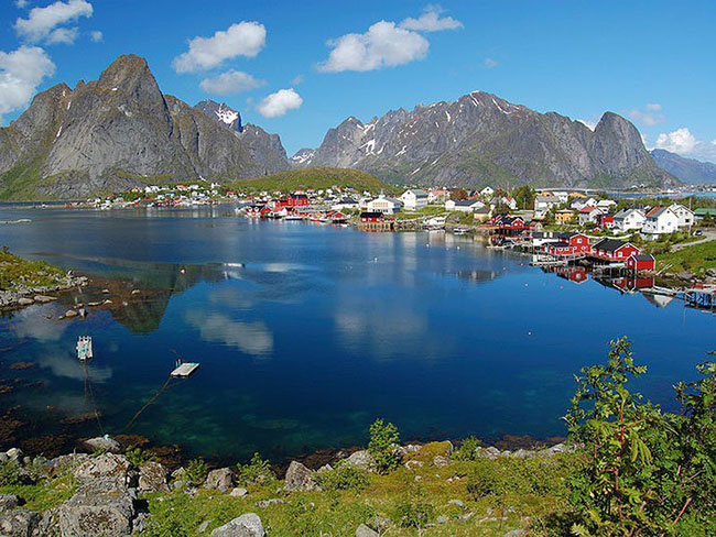 Những thị trấn tuyệt đẹp dưới chân núi khiến bạn như lạc vào truyện cổ Grim - 7