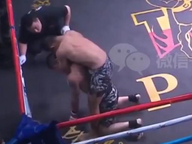 Chấn động võ Trung Quốc: Cao thủ Thái Cực bị võ sỹ MMA đo ván sau 25 giây