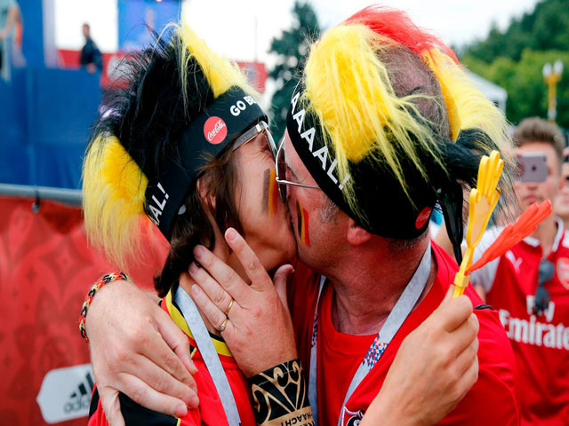 Bóng đá - Anh - Bỉ tranh hạng 3 World Cup: CĐV "Tam sư" ngoan lạ thường, fan Bỉ "khiêm tốn"