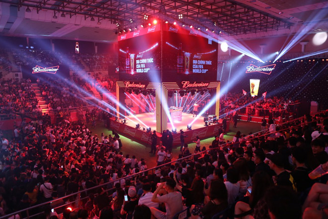 Phương Thanh, Đông Nhi, Noo Phước Thịnh đốt cháy Đại tiệc chung kết World Cup 2018 - 1