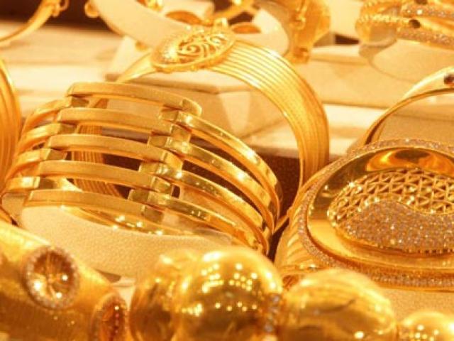 Tài chính - Bất động sản - Giá vàng hôm nay 17/7: Bán tháo ồ ạt, vàng trượt sâu