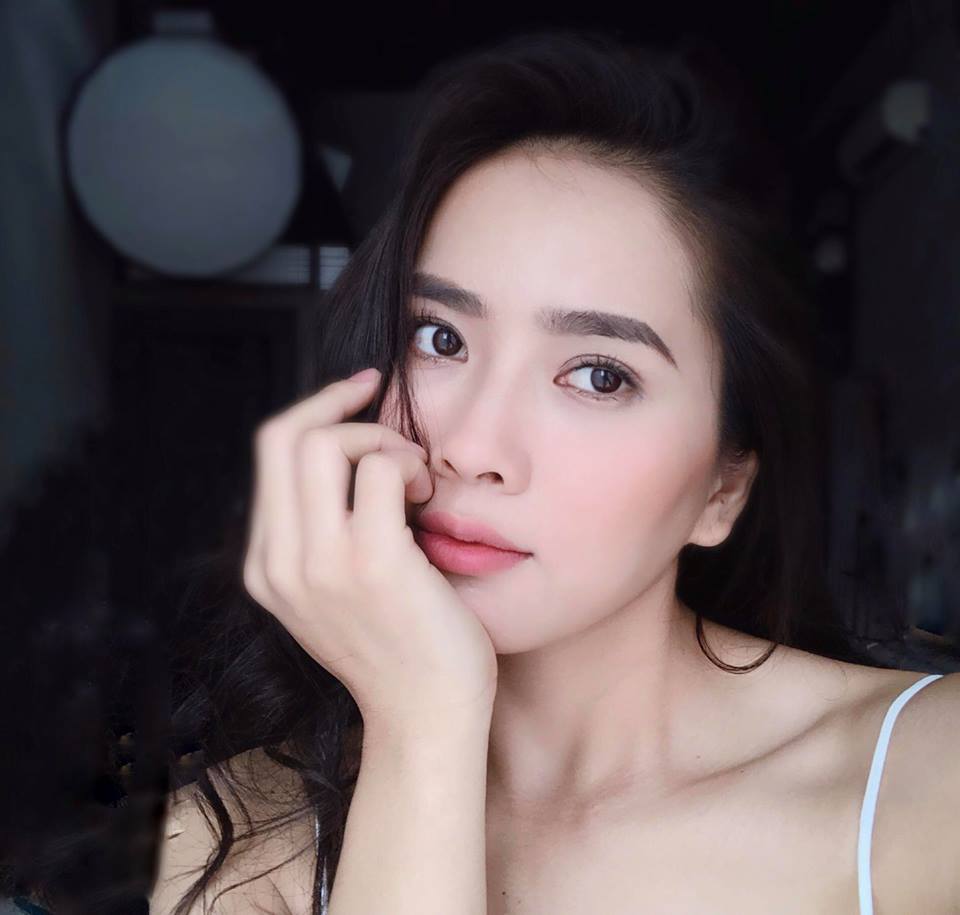 Đời thực nóng bỏng bất ngờ của "mỹ nhân tráo con" gây sốt VTV - 2