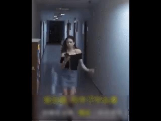 Video Clip Cười - Hậu quả khôn lường chỉ vì mải "úp mặt" vào điện thoại